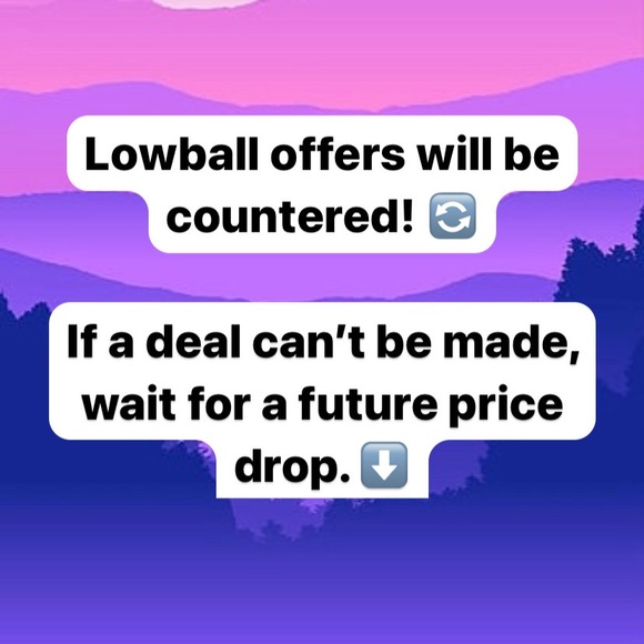 PLEASE READ BEFORE BUYING! Meet your Posher, Celina! - Picture 5 of 8